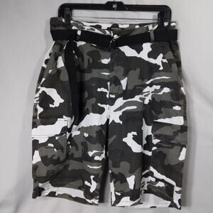 American Bazi Men Color Twill Como Bermuda Short